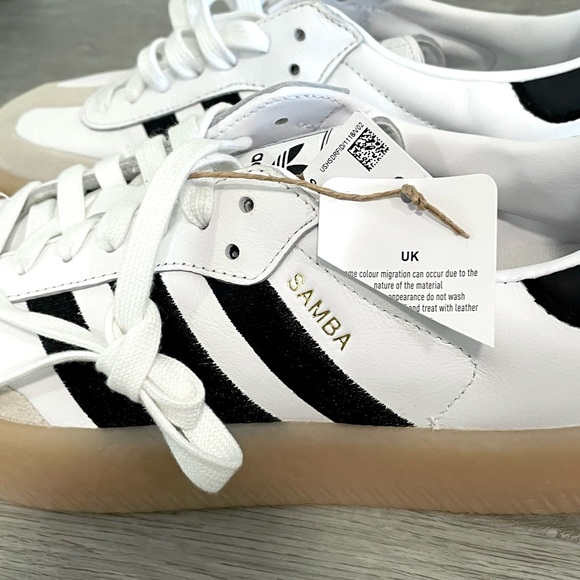Adidas Women’s sz 9 White and Black Sneakers thick sole - Picture 3 of 7